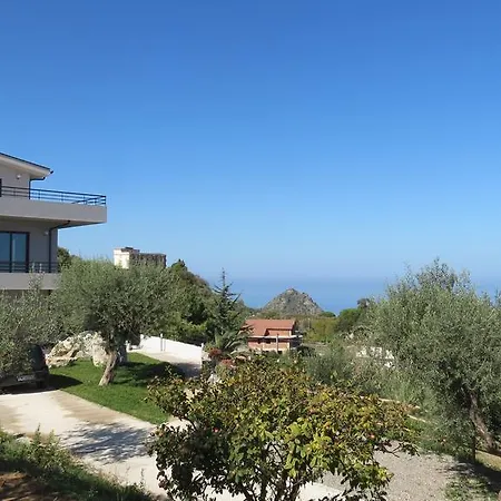 公寓 里奇奥公寓 *